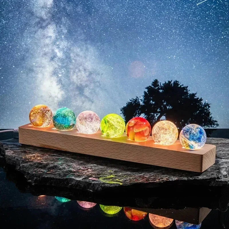 Bunte Glassternkugel Leuchtender Planet